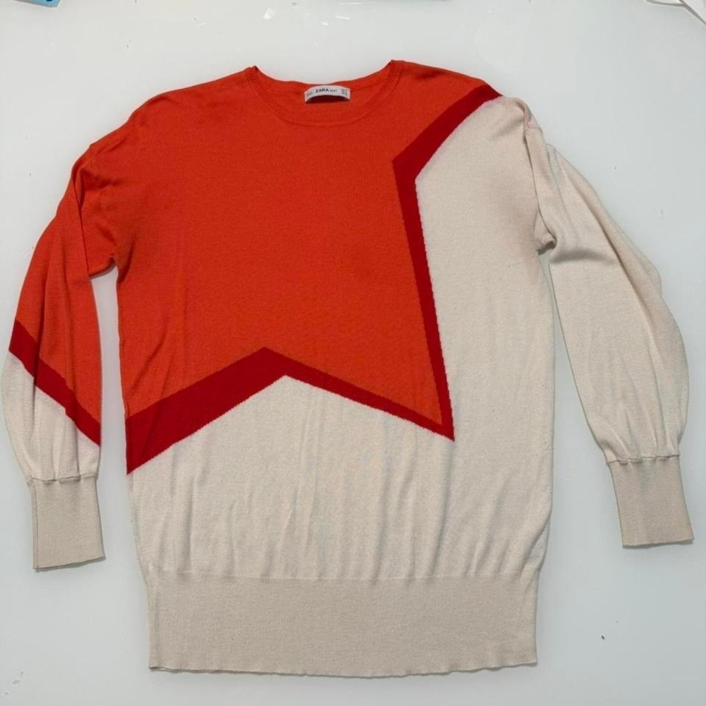Modern Colorblock Sweater | Artsy Minimal